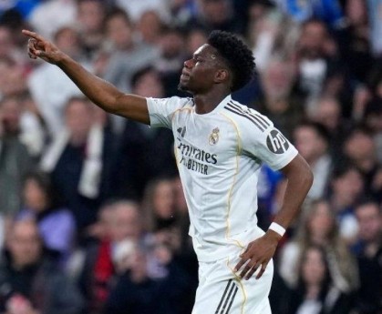 英超太狂！欧冠16强独占6队，意甲德甲法甲加起来才5队